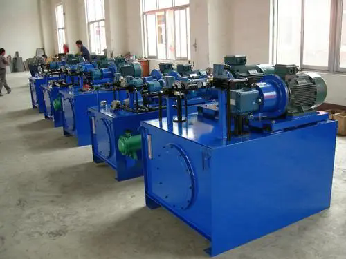 <a href=http://www.h843.cn/news_article?news_id=153>液壓設備</a>
